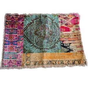 World Market Haveli Placemat Set 4 Patchwork Persian Rug Theme Placemats 13 x 19